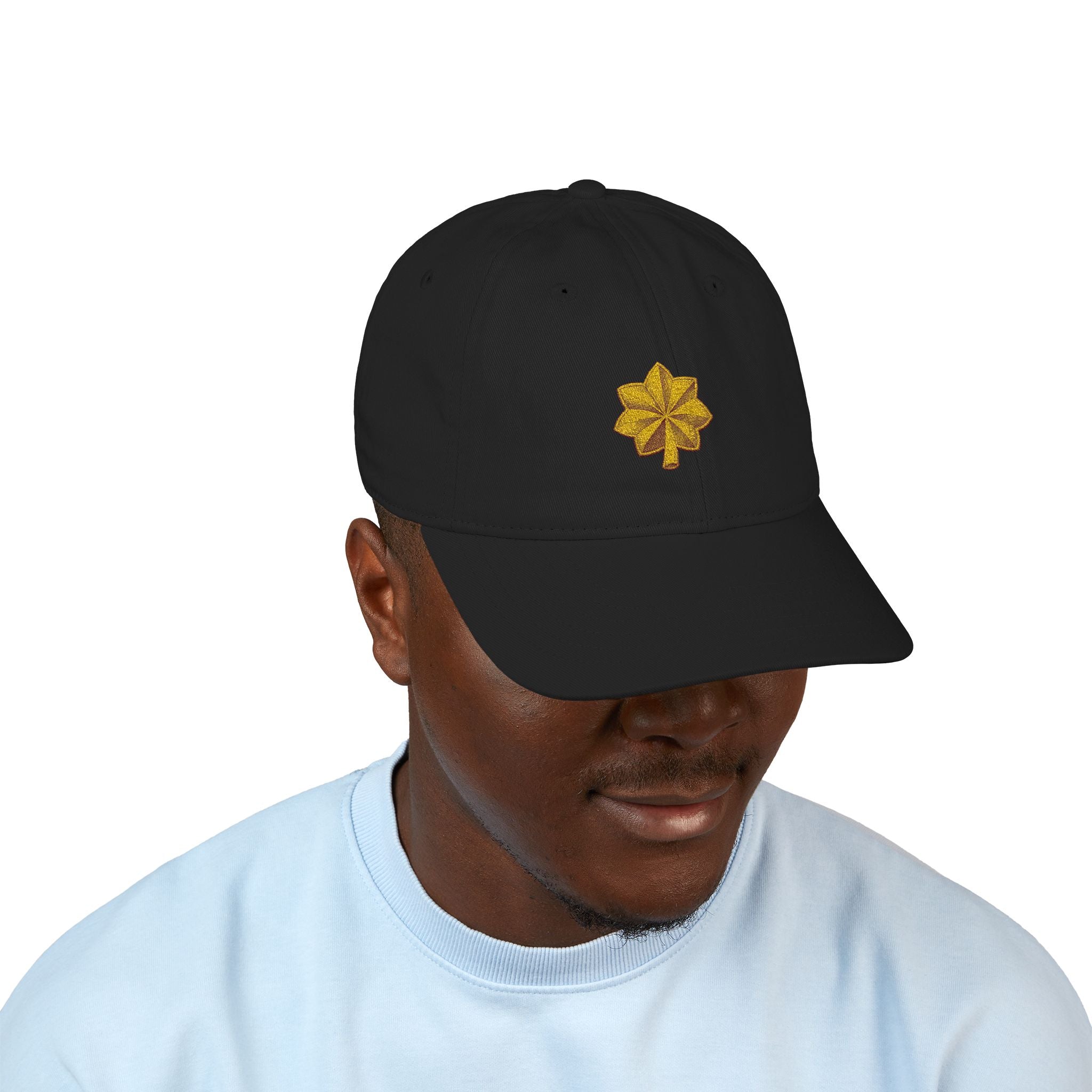 Embroidered Gold Glitter Four-Leaf Clover Major Insignia Baseball Cap