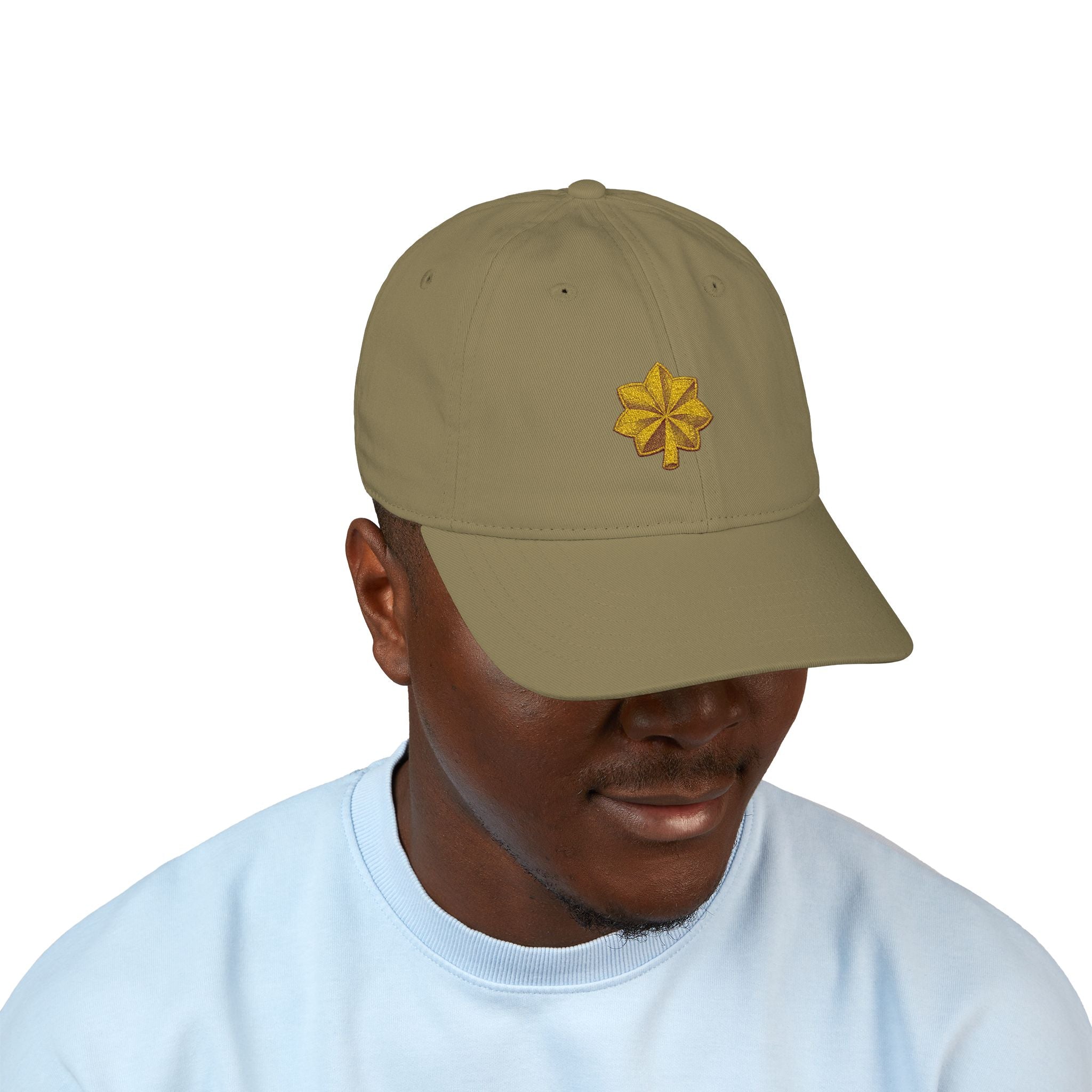 Embroidered Gold Glitter Four-Leaf Clover Major Insignia Baseball Cap