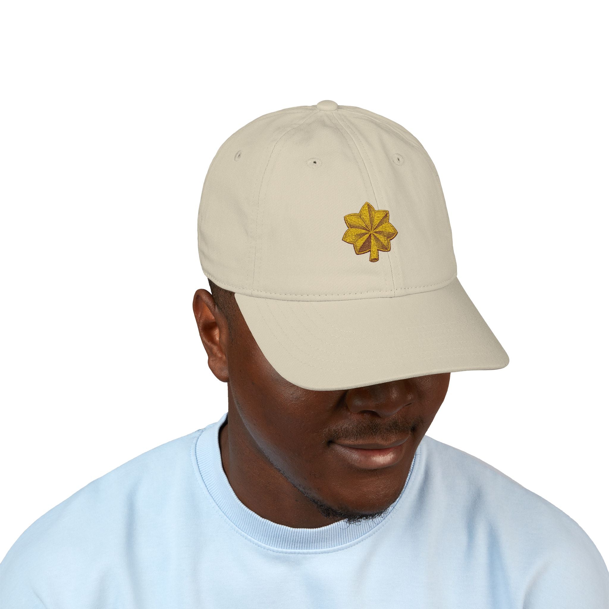 Embroidered Gold Glitter Four-Leaf Clover Major Insignia Baseball Cap