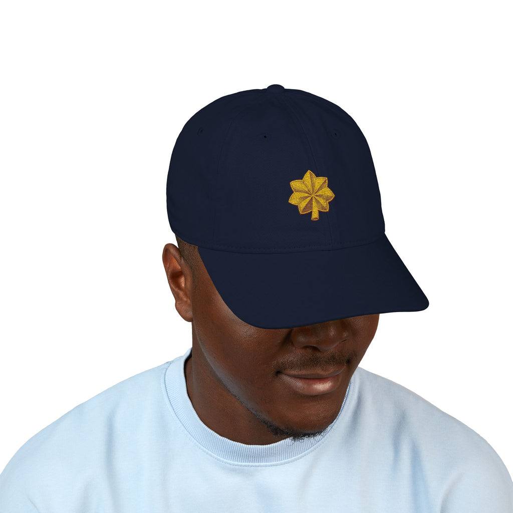 Embroidered Gold Glitter Four-Leaf Clover Major Insignia Baseball Cap