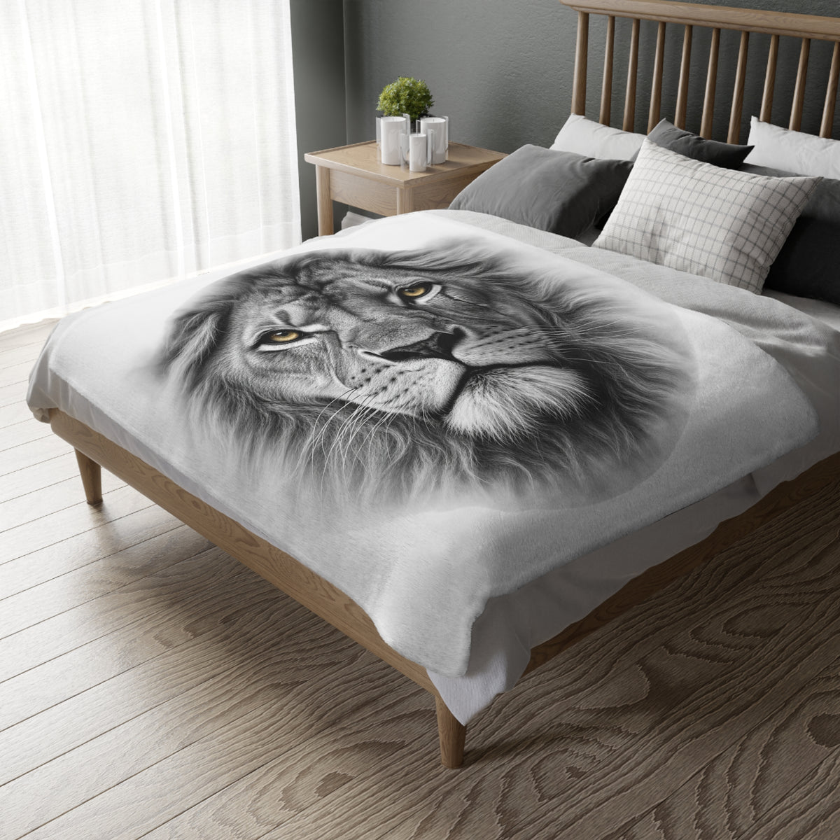 Lion Portrait Microfiber Blanket — Realistic Black & White Lion Face Throw