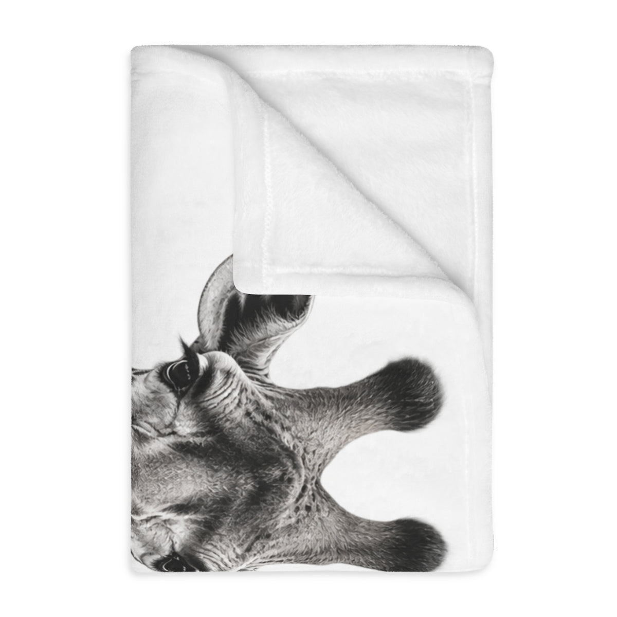 Giraffe Pair Velveteen Blanket — Soft Microfiber Throw for Nursery & Wildlife Lovers