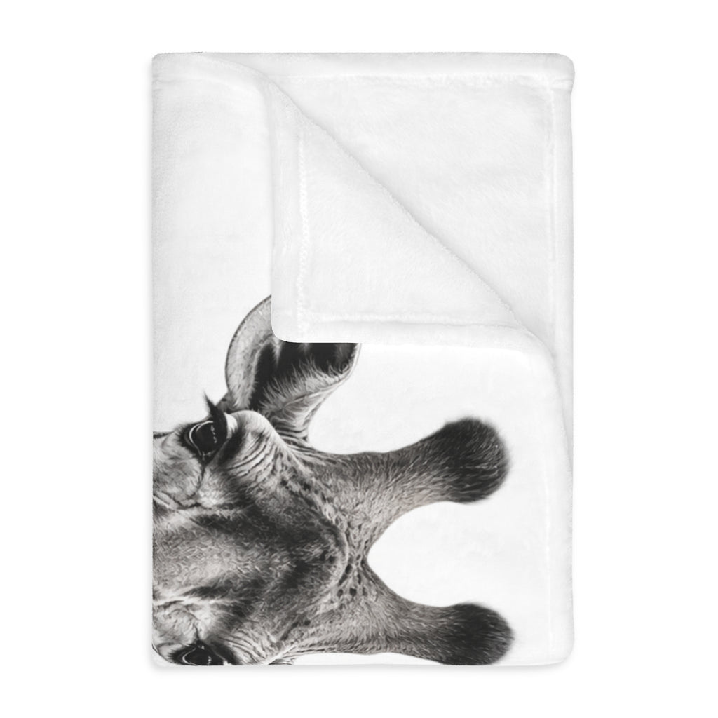 Giraffe Pair Velveteen Blanket — Soft Microfiber Throw for Nursery & Wildlife Lovers